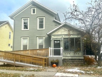 Beach Home Active Under Contract in Alpena, Michigan