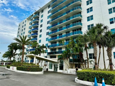 Beach Condo For Sale in North Bay Village, Florida