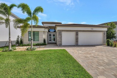 Beach Home For Sale in Boca Raton, Florida