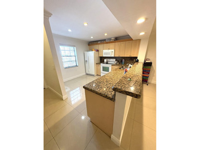 Beach Condo For Sale in Deerfield Beach, Florida