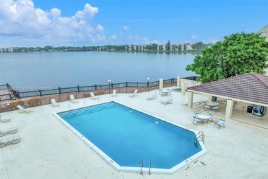 Beach Condo Sale Pending in Oakland Park, Florida