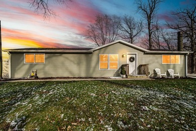 Beach Home For Sale in Chesterton, Indiana
