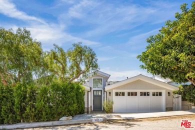 Beach Home For Sale in Pacific Palisades, California