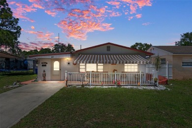 Beach Home Sale Pending in St. Petersburg, Florida