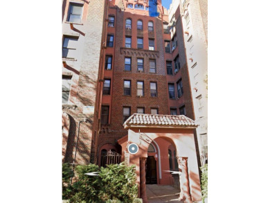 Beach Apartment For Sale in Brooklyn, New York