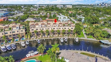 Beach Townhome/Townhouse For Sale in Pompano Beach, Florida