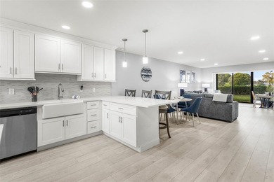 Beach Condo For Sale in Boca Raton, Florida