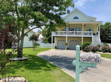 Beach Home For Sale in Newport, North Carolina