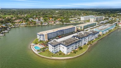 Beach Condo For Sale in Gulfport, Florida