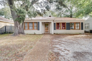 Beach Home For Sale in Gulfport, Mississippi