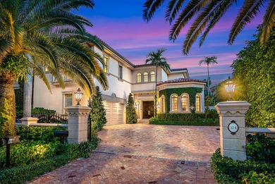 Beach Townhome/Townhouse For Sale in Palm Beach, Florida