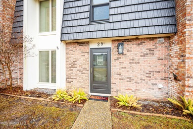 Beach Condo For Sale in Ocean Springs, Mississippi