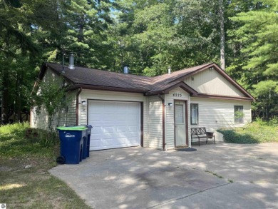 Beach Home For Sale in Traverse City, Michigan