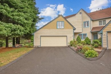 Beach Condo For Sale in Shelton, Connecticut