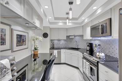 Beach Condo For Sale in West Palm Beach, Florida