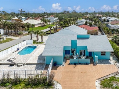 Beach Townhome/Townhouse For Sale in Venice, Florida