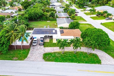 Beach Home Sale Pending in Boynton Beach, Florida
