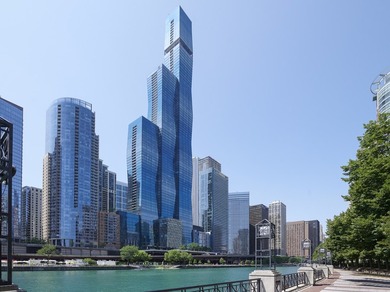 Beach Condo For Sale in Chicago, Illinois