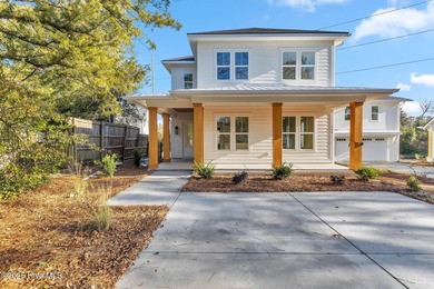 Beach Home For Sale in Wilmington, North Carolina