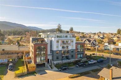 Beach Condo For Sale in Ladysmith, British Columbia