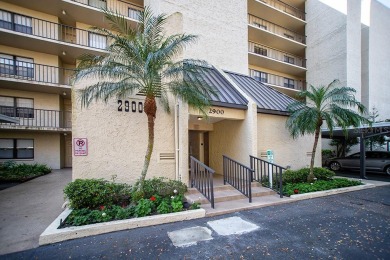 Beach Condo Sale Pending in Clearwater, Florida