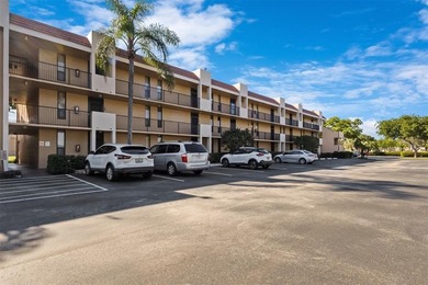 Beach Condo For Sale in Pompano Beach, Florida