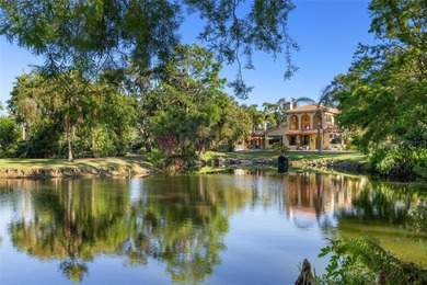 Beach Home For Sale in Sarasota, Florida