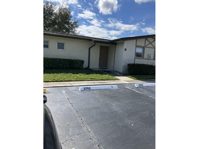 Beach Home For Sale in West Palm Beach, Florida