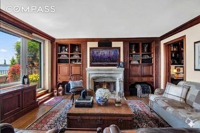 Beach Condo For Sale in New York, New York