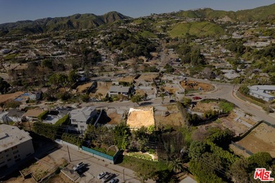 Beach Lot For Sale in Pacific Palisades, California