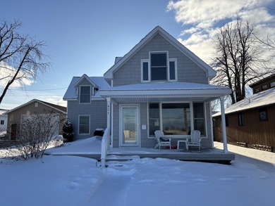 Beach Home Active Under Contract in Rogers City, Michigan