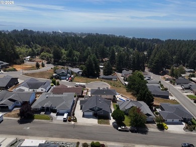 Beach Home For Sale in Brookings, Oregon