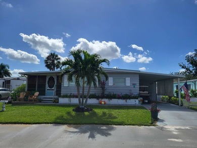 Beach Home For Sale in Sarasota, Florida