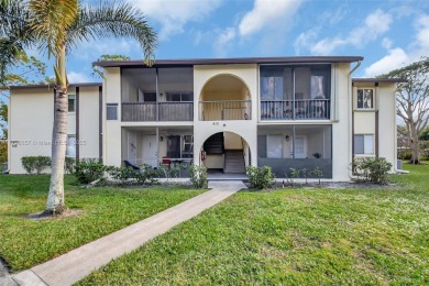 Beach Condo For Sale in Green Acres, Florida