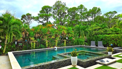 Beach Home For Sale in Palm Beach Gardens, Florida