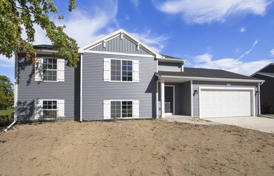 Beach Home For Sale in Holland, Michigan