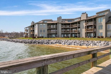 Beach Condo For Sale in Annapolis, Maryland