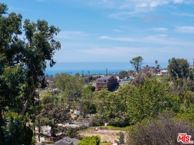 Beach Lot For Sale in Pacific Palisades, California