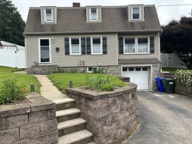 Beach Home Sale Pending in Groton, Connecticut