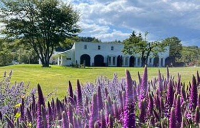 Beach Home For Sale in Boothbay, Maine