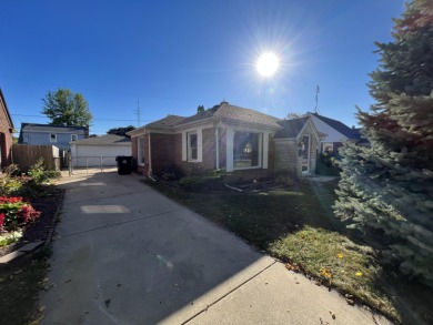 Beach Home For Sale in Racine, Wisconsin