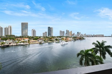 Beach Condo For Sale in Aventura, Florida