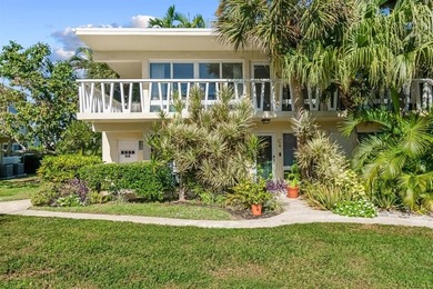 Beach Condo For Sale in Lighthouse Point, Florida