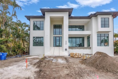 Beach Home For Sale in St. Petersburg, Florida