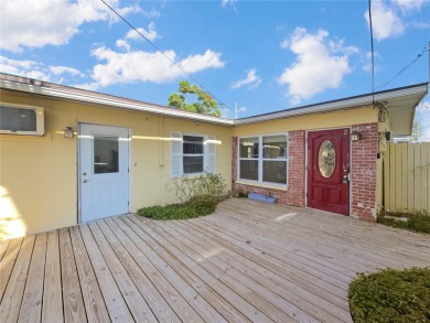 Beach Townhome/Townhouse Sale Pending in Madeira Beach, Florida