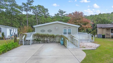 Beach Home For Sale in Ocean Isle Beach, North Carolina