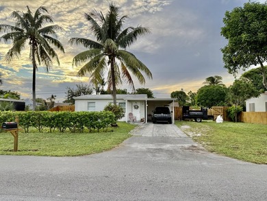 Beach Home For Sale in Pompano Beach, Florida