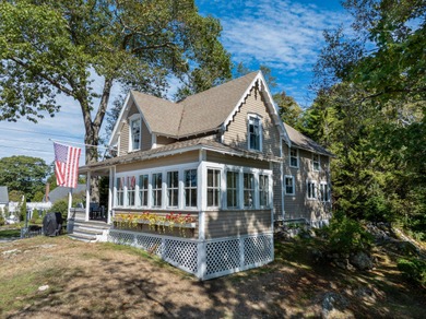 Beach Home For Sale in Brunswick, Maine