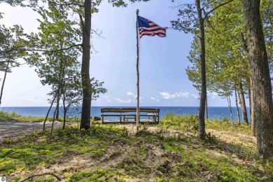 Beach Home For Sale in Arcadia, Michigan