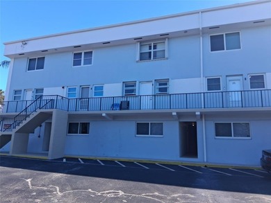 Beach Condo For Sale in Deerfield Beach, Florida